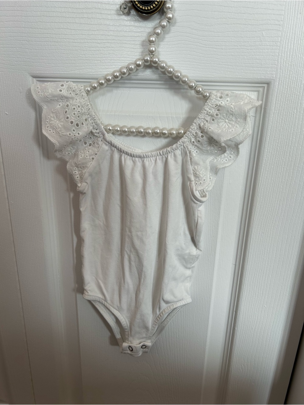 Zara White Eyelet Ruffle Baby Bodysuit - Picture 2 of 4